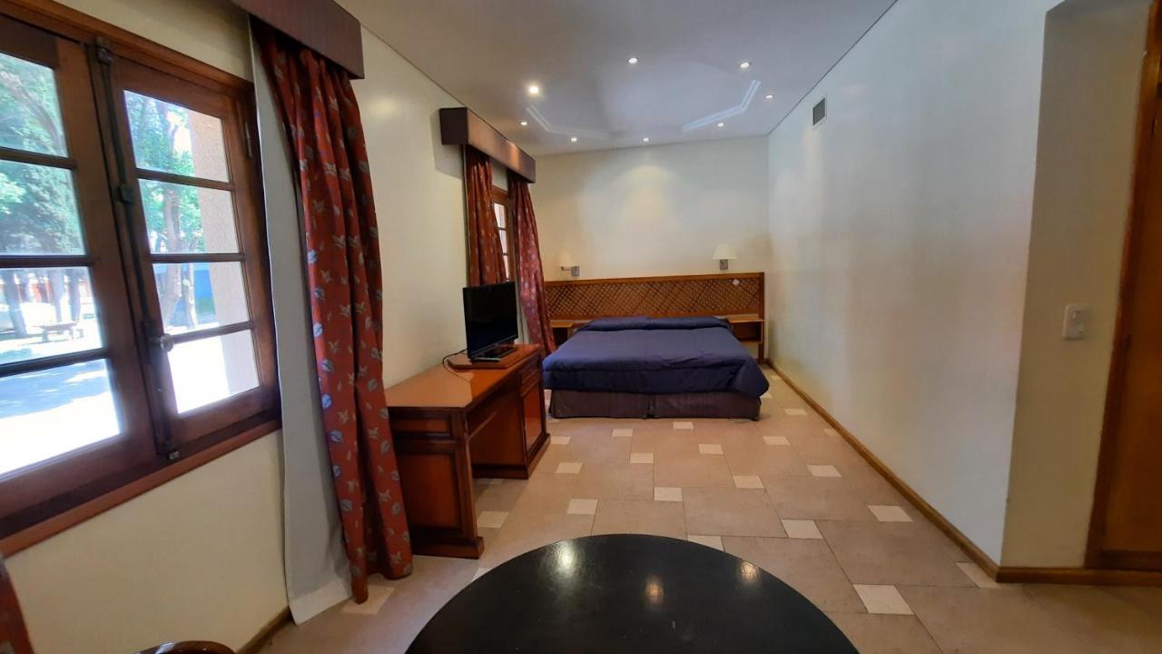 Hotel El Volcan Extérieur photo