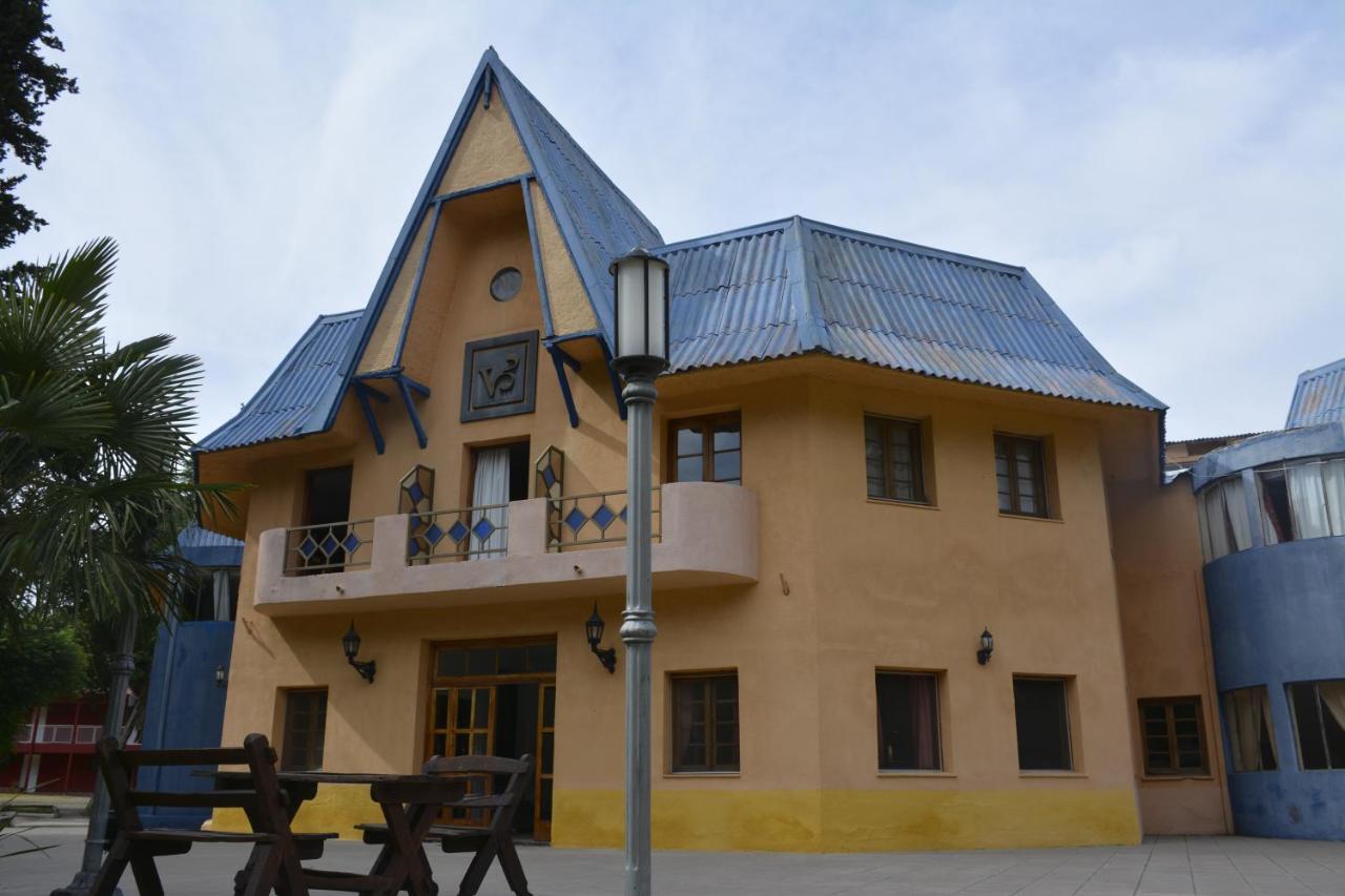 Hotel El Volcan Extérieur photo